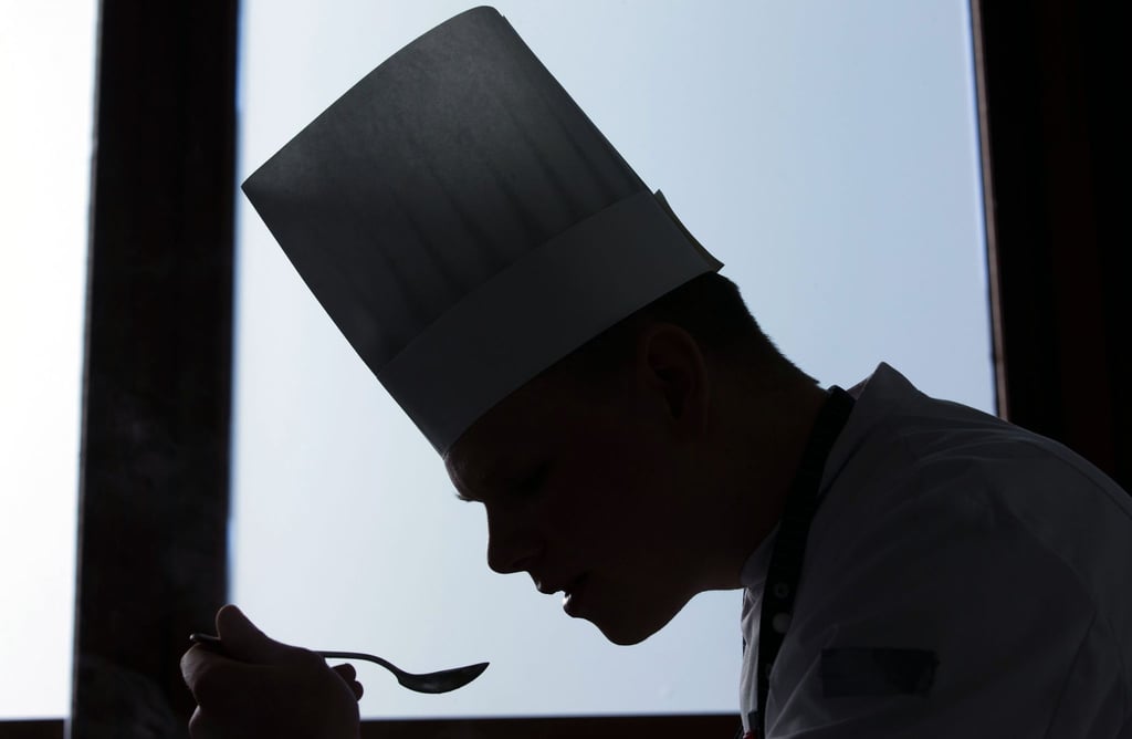 Der Gourmetführer „Gault&Millau“ bewertet Spitzenrestaurants.