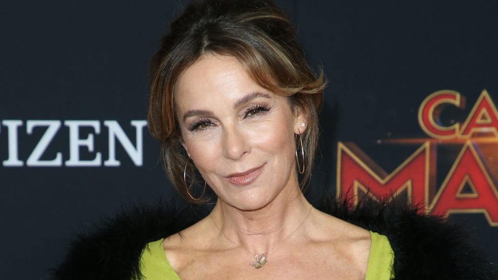 Die Schauspielerin Jennifer Grey wurde mit dem Film-Klassiker „Dirty Dancing“ weltberühmt. Jetzt hat sie ihr Leben in der Autobiografie „Out of the Corner“ aufgeschrieben.