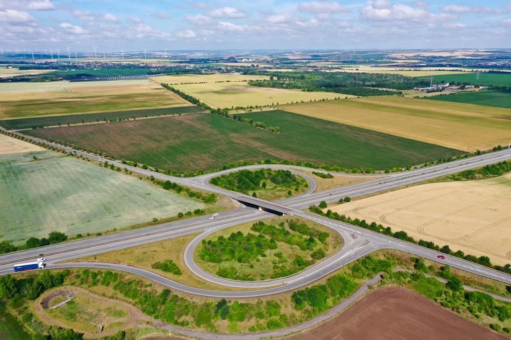 Wie realstisch ist das? Kommt der Star Park II eventuell an die A143 bei Teutschenthal?