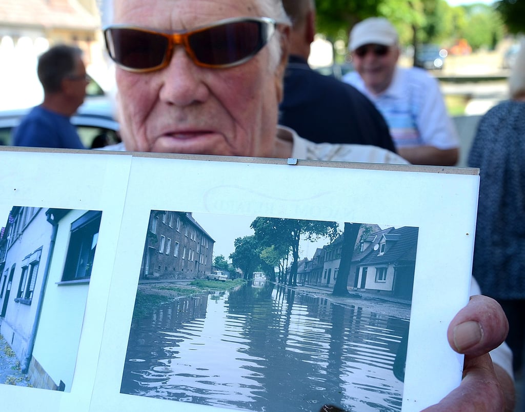 Solche Bilder nach Unwettern wird es von der Neundorfer Straße in Güsten hoffentlich nicht mehr geben, wie sie Harald Faatz als Erinnerung hat.