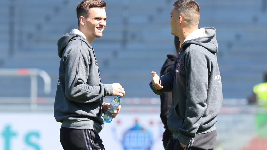 Dennis Borkowski (li.) wird sich Dynamo Dresden anschließen.