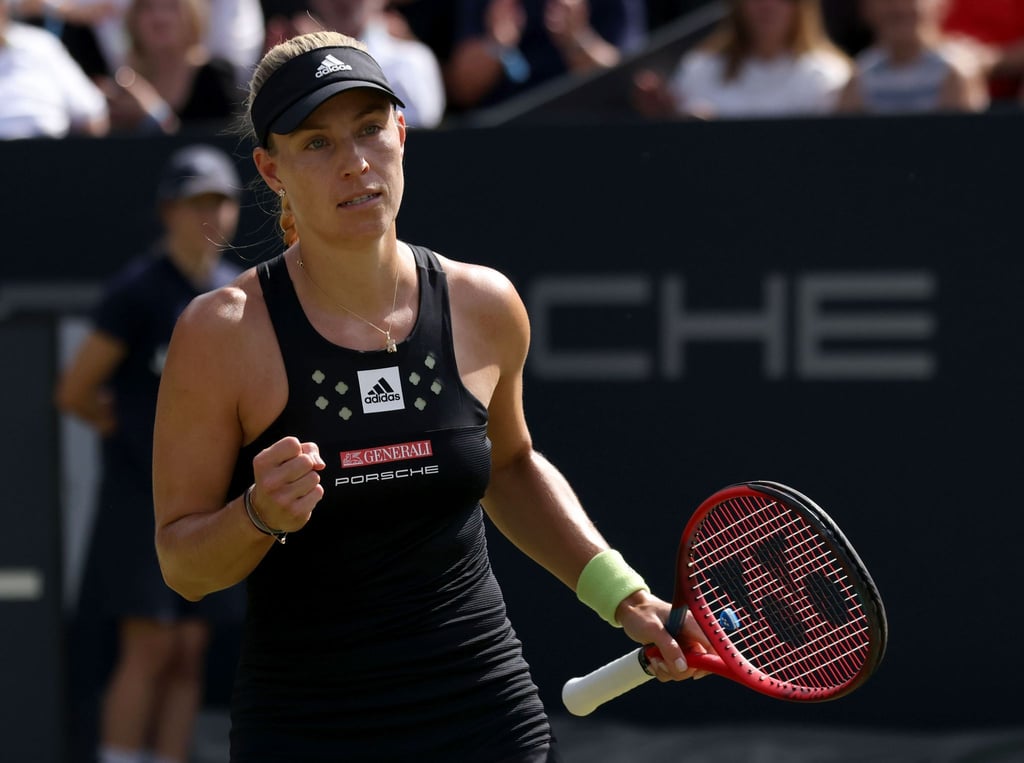 Souverän mit einem Sieg über die Italienerin Lucia Bronzetti ins Viertelfinale: Angelique Kerber ballt die Faust.