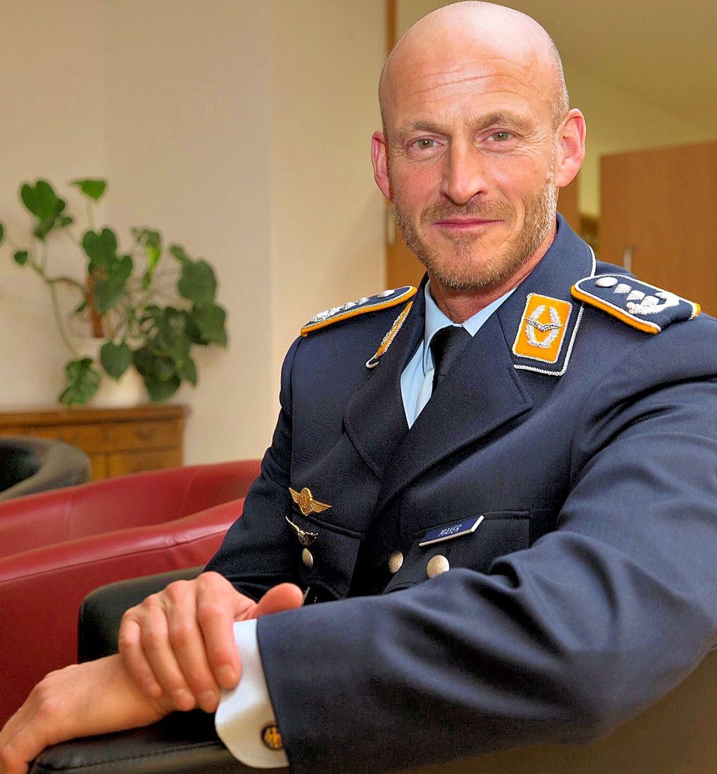 Oberst Christian Mayer ist Kommodore des Hubschraubergeschwaders 64, zu dem auch die Lufttransportgruppe Holzdorf gehört.