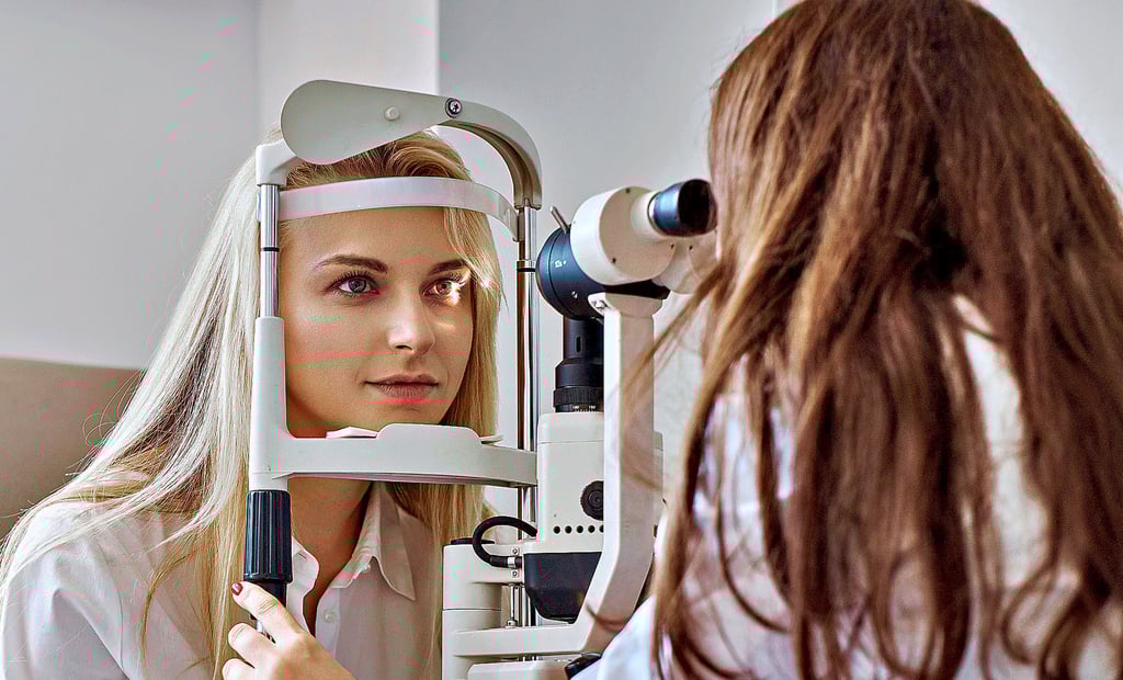Auch bei Augenärzten werden Zusatzleistungen angeboten, für die Patienten selbst zahlen müssen.