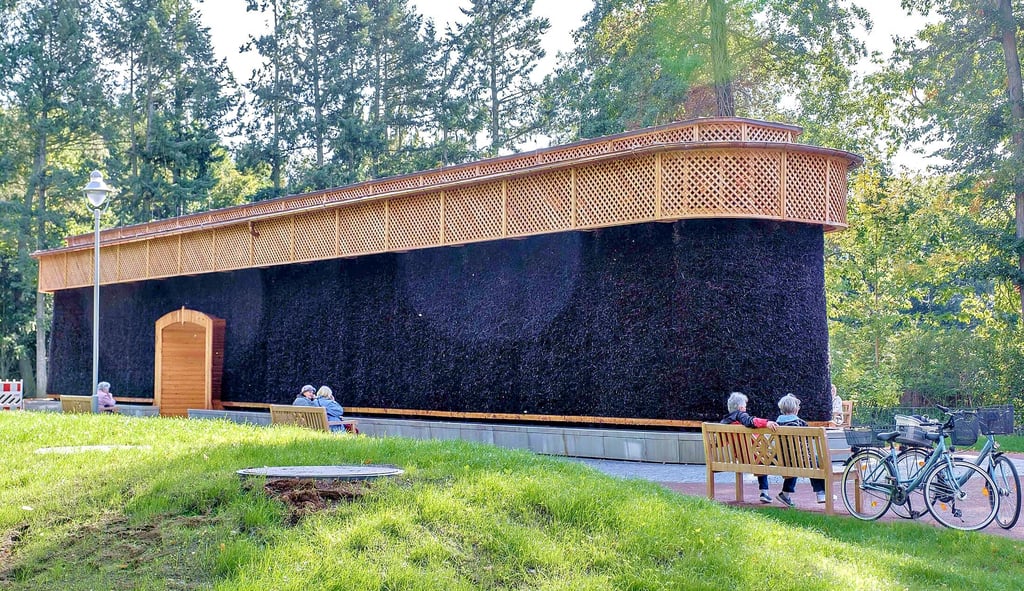 Zum Gradierwerk in Bad Schmiedeberg gibt es am Sonntag zwei Führungen.
