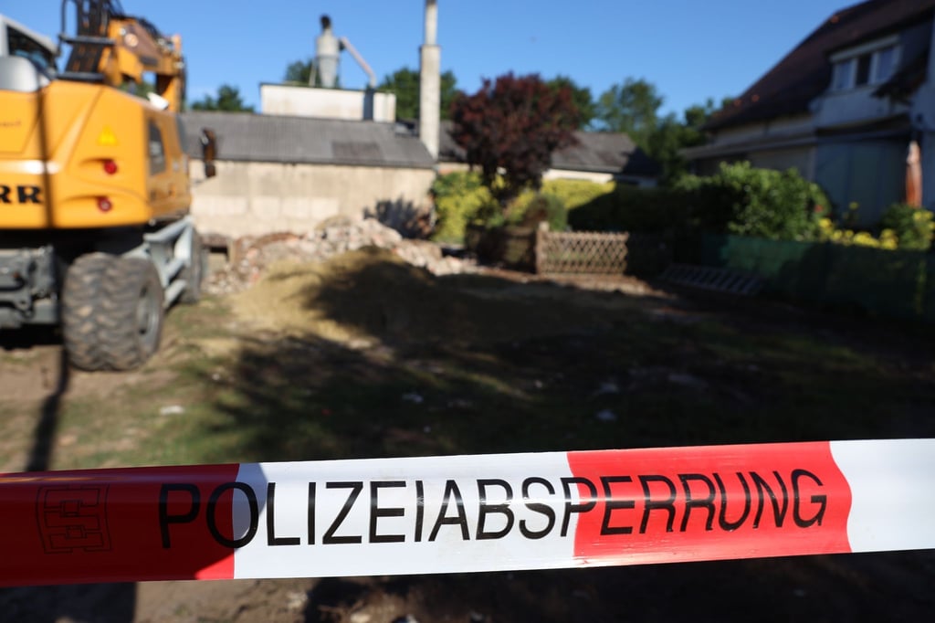 Die Polizei hat alle Sperrungen wieder aufgehoben.