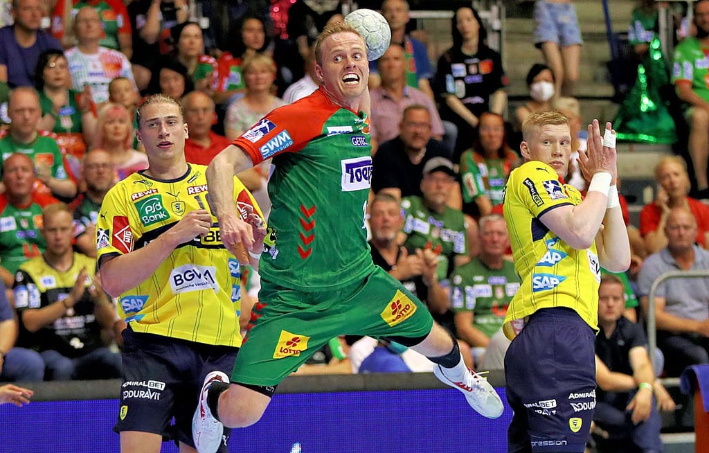 Omar Ingi Magnusson im Spiel gegen die RN Löwen.