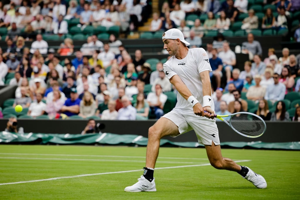 Jan-Lennard Struff hat gegen den Spanier Carlos Alcaraz in Wimbledon knapp verloren.