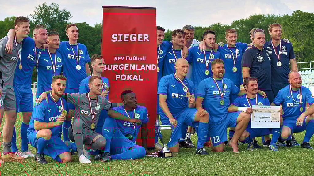 Dem 1. FC Zeitz gelingt mit dem Aufstieg in die Landesliga und dem Pokalsieg das Double.