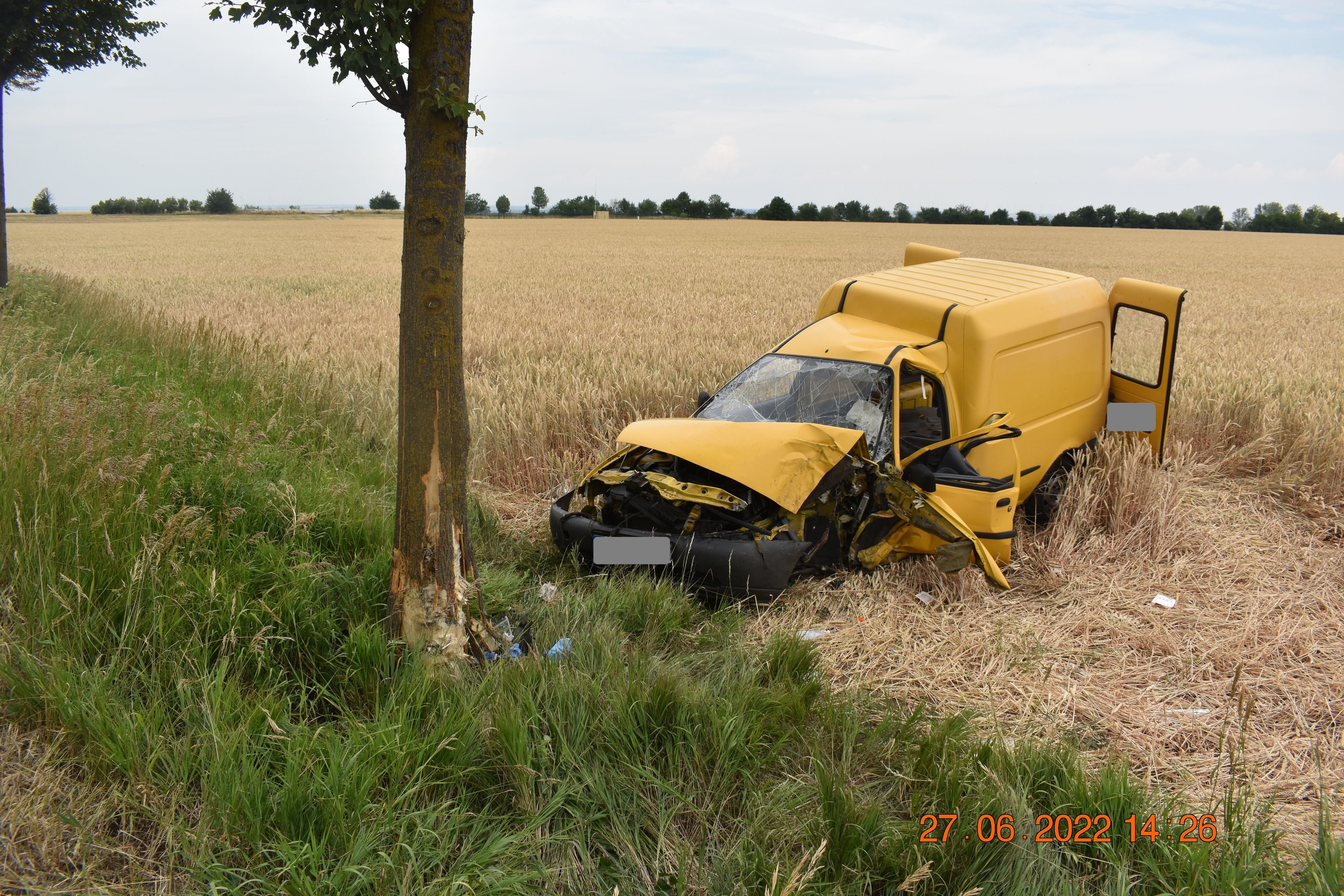 Unfall Auf B180 B180 Zwischen Winningen Und Schneidlingen Im ...