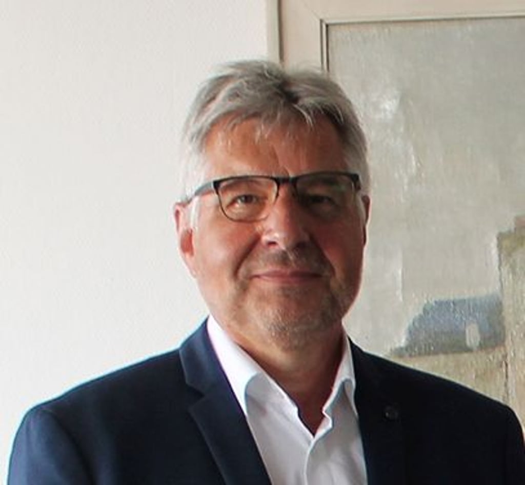 Thomas Leitel ist ehemaliges Vorstandsmitglied des Immobilienverbands Mitte-Ost e.V. und Repräsentanzleiter im Bereich Magdeburg vom IVD.