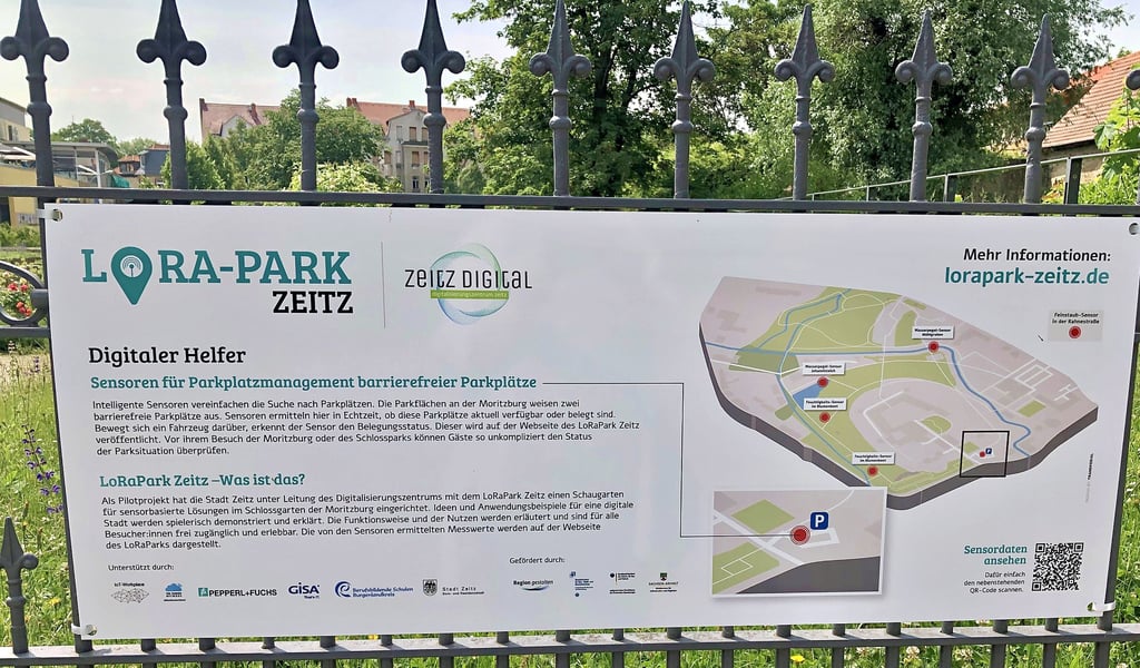 Auch am Behindertenparkplatz an der Moritzburg in Zeitz gibt es bereits Sensoren. Diese Art der Parkplatzsuche wäre ebenfalls ausbaufähig.