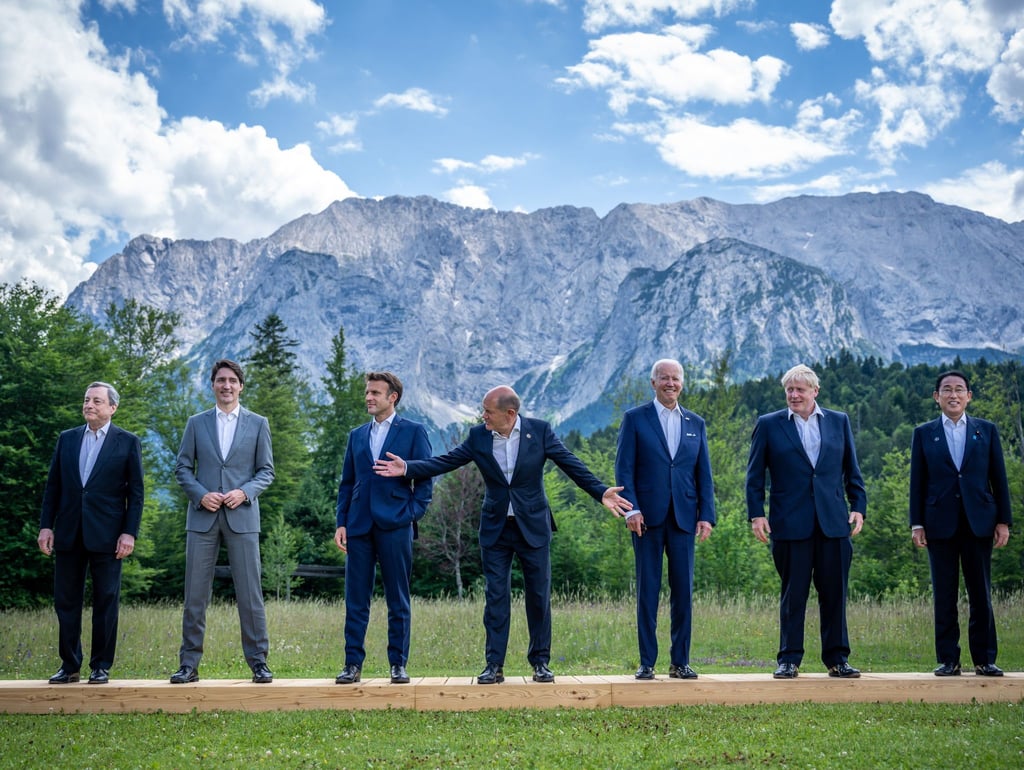 Scholz und Co. posieren für das traditionelle G7-Familienfoto - ist es das letzte auf Schloss Elmau?