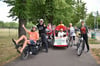 Start der Fahrraddemo für mehr Inklusion am Elbauenpark in Magdeburg.