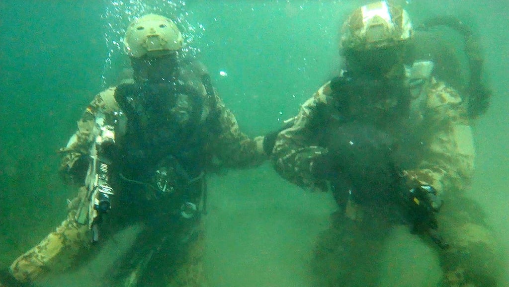 Der Angeklagte aus Salzwedel gehörte einst zu den Kampfschwimmern der Bundeswehr.