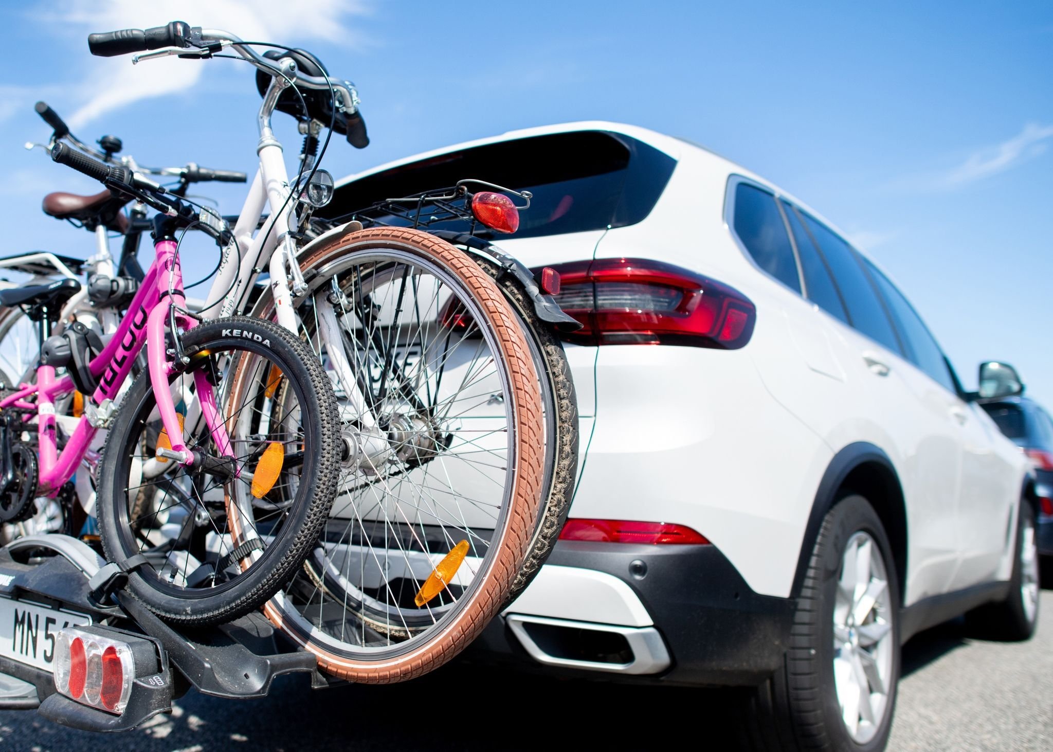 geschwindigkeitsbegrenzung mit fahrradträger auf anhängerkupplung