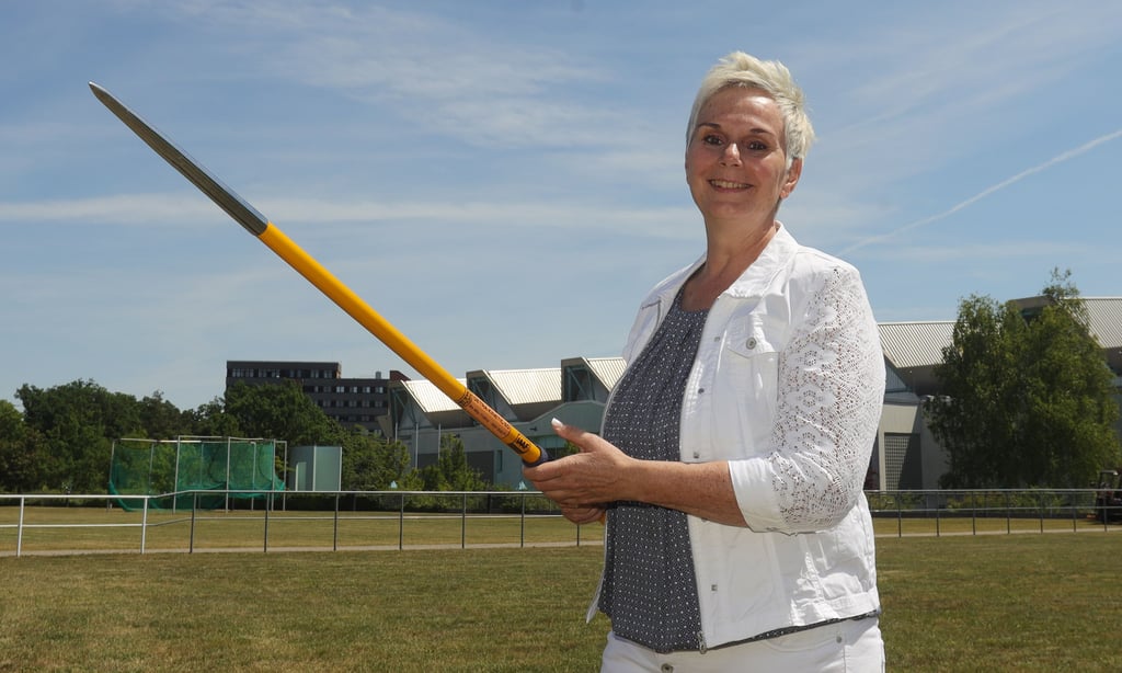 Silke Renk-Lange ist mit dem Preis der Initiatoren beim "Esel, der auf Rosen geht" ausgezeichnet.