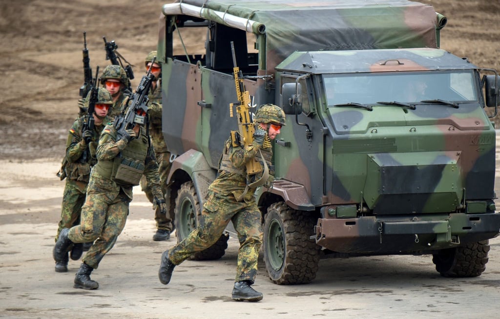 Soldaten der Bundeswehr bei einer Übung im niedersächsischen Münster.