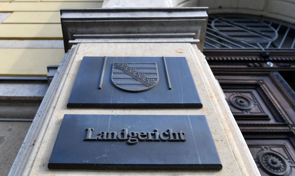 Eingang zum Landgericht in Leipzig: