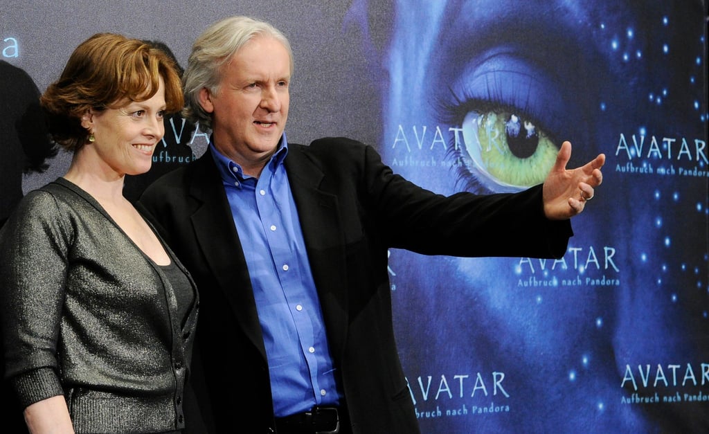 Sigourney Weaver (l) und Regisseur James Cameron 2009 in Berlin.