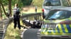 An dem Unfall kurz nach Buchhorst waren ein Motorrad und ein VW Bus beteiligt.