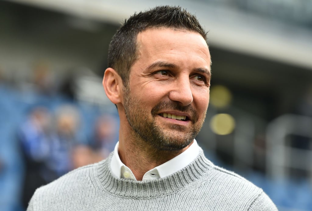 Der ehemalige HSV-Trainer Josef Zinnbauer ist neuer Trainer von Lokomotive Moskau.