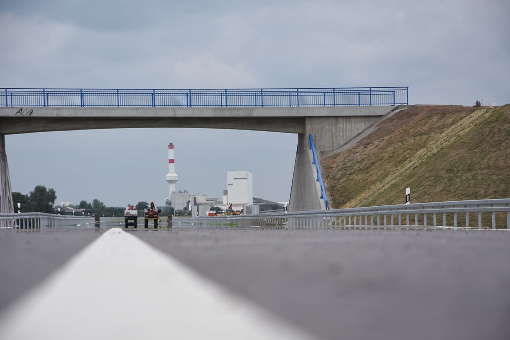 Auf der neuen B71 zwischen Magdeburg und Haldensleben kommt es immer wieder zu schweren Unfällen.