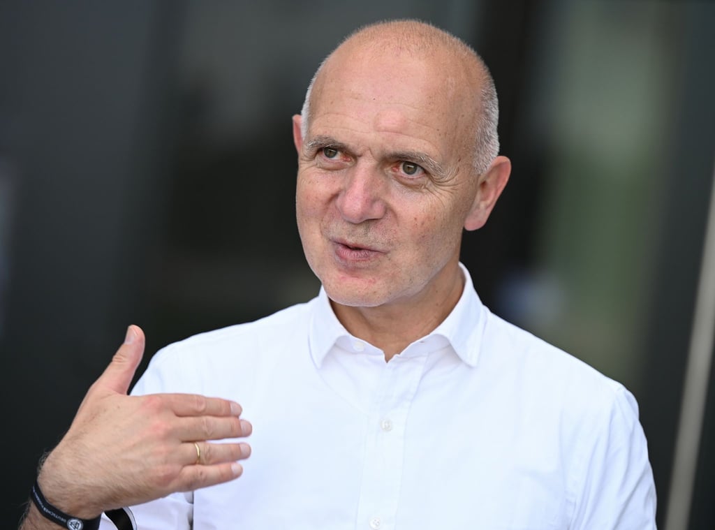 DFB-Präsident Bernd Neuendorf sieht bei gesellschaftlichen Fragen im WM-Gastgeberland Katar noch Nachholbedarf.