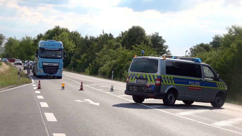Tödlicher Motorradunfall in Lüderitz: Für die Rettungsarbeiten musste die B189 gesperrt werden.