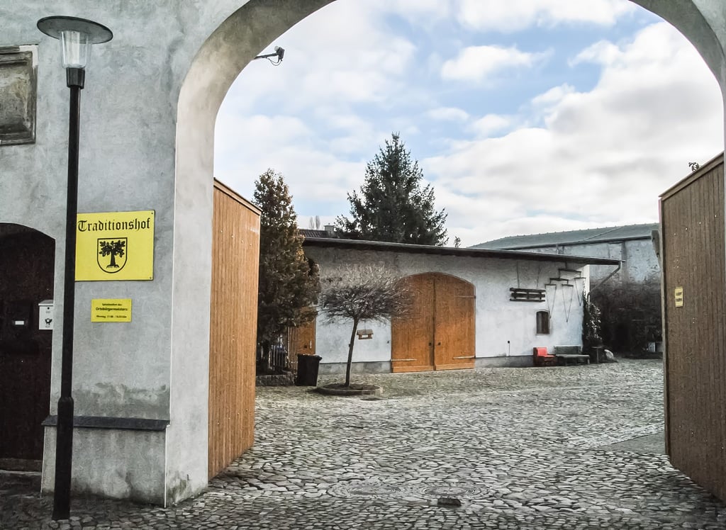 Der Traditionshof von Eickendorf: Hier können die Bürger den Ortsbürgermeister in seiner Sprechstunde aufsuchen.
