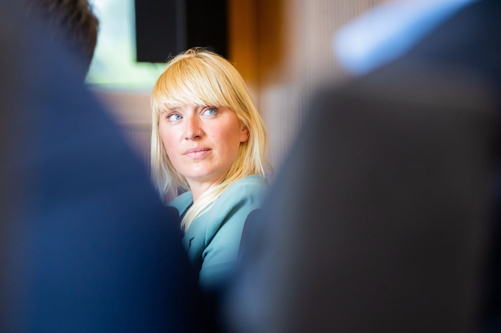 Die Menschenrechtsbeauftragte der Bundesregierung, Luise Amtsberg, sieht die Fußball-WM in Katar auch als Chance.