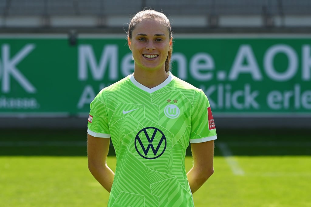 Ewa Pajor hat ihren Vertrag bei VfL Wolfsburg bis 2025 verlängert.