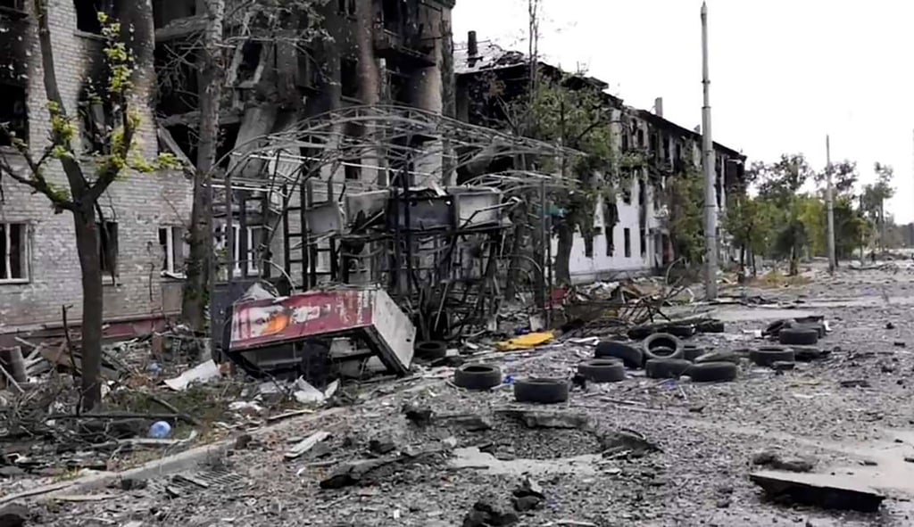 Schwer beschädigte Wohngebäude in Lyssytschansk.