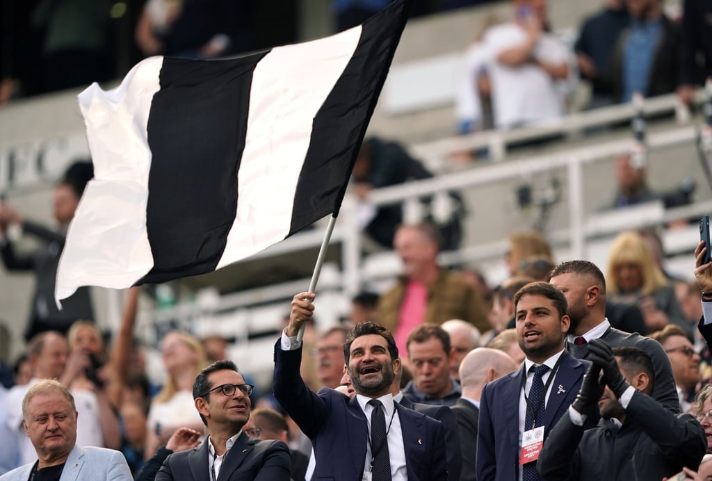 Newcastle United besitzt eine Eigentümerstruktur mit einem saudi-arabischen Konsortium.