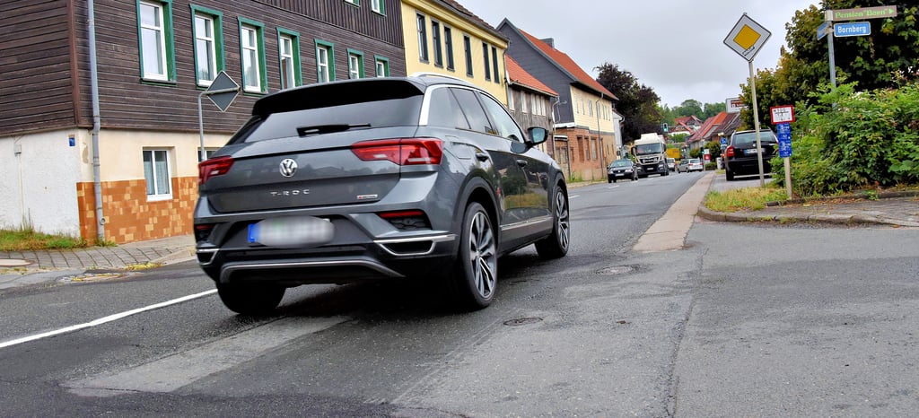 Die Wasserstraße in Elbingerode soll 2023 instangesetzt werden – ebenso die Königshütter Straße, wie sie in der Verlängerung zum Ortsausgang heißt, und die Wernigeröder Straße.