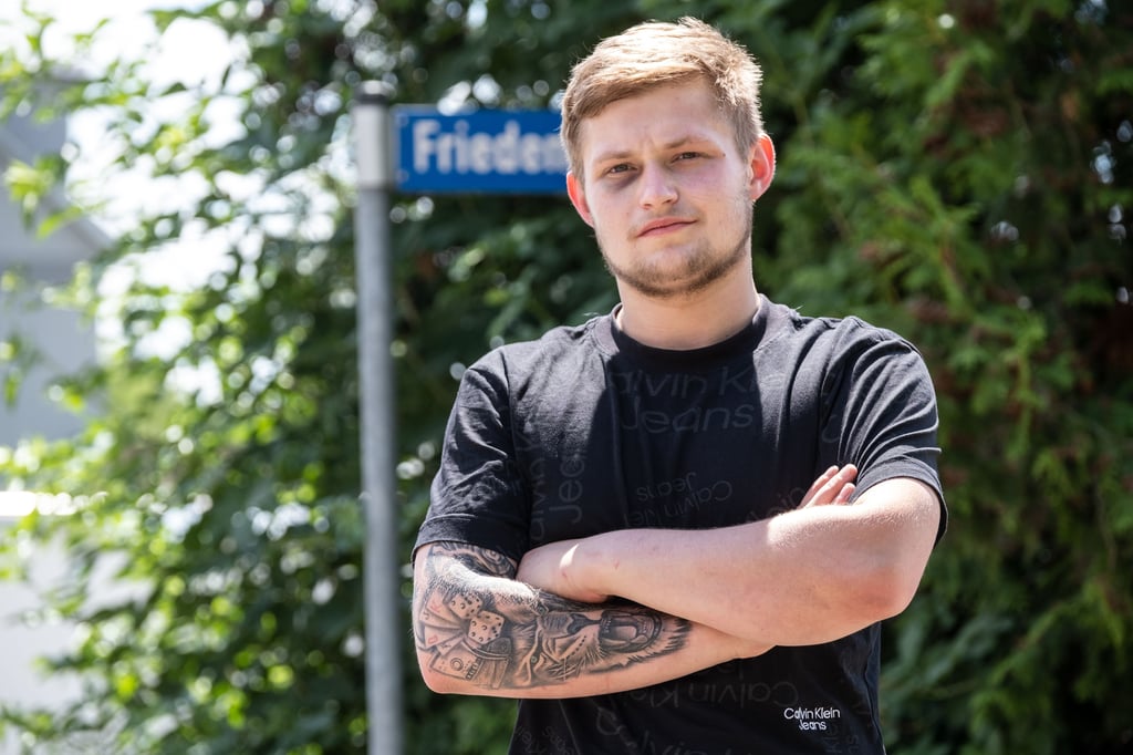 Seit dem Ukraine-Krieg interessieren sich mehr junge Menschen für eine Karriere bei der Bundeswehr - dazu gehört Lucas Behlau.
