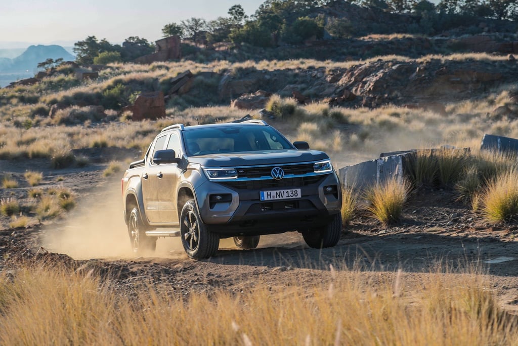 Über Stock und Stein: Doch der Pick-up VW Amarok will mit zahlreichen neuen Assistenten nicht nur im Gelände überzeugen.