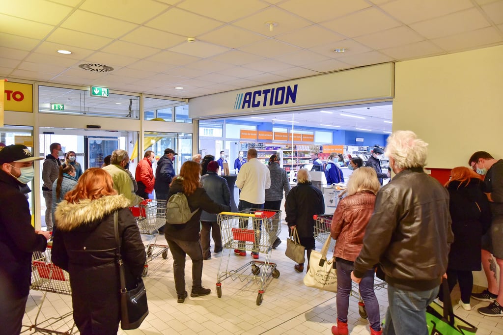 Immer Andrang: Das Bild stammt von der Eröffnung einer Action-Filie in Dessau-Roßlau.