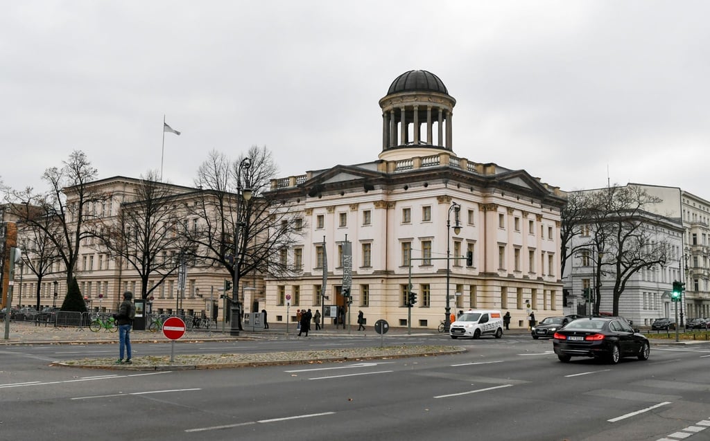 Außenansicht vom Museum Berggruen in Berlin.