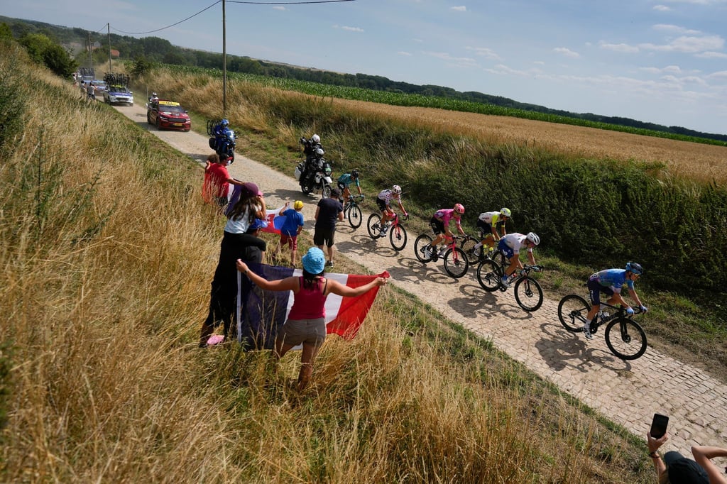 Die fünfte Tour-Etappe führte über Kopfsteinpflaster.