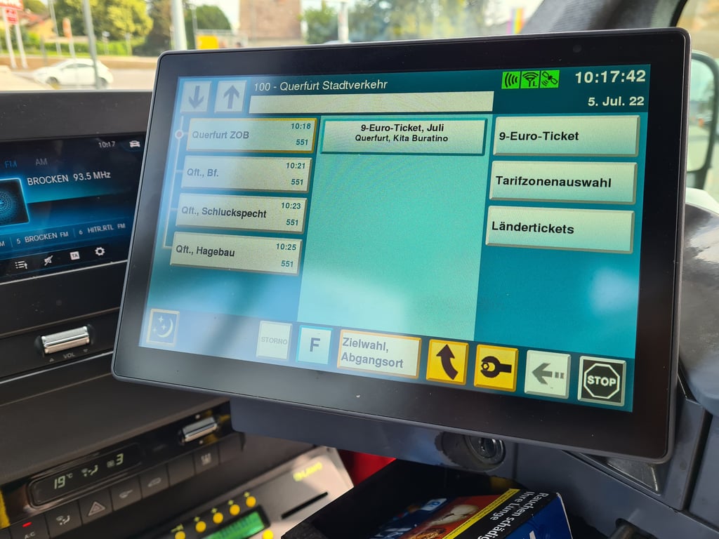 In den Bussen der PNVG kann das 9-Euro-Ticket direkt beim Fahrer erworben werden.