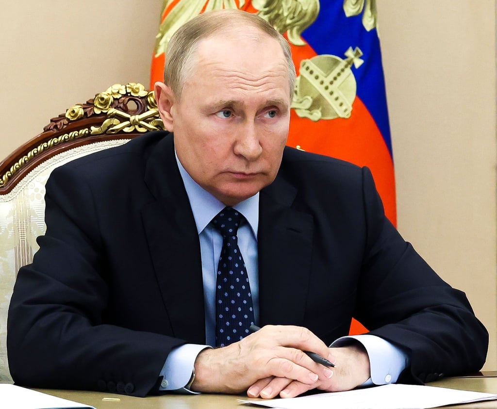 Russische Pässe sollen einfacher für alle Ukrainer vergeben werden können, ordnet der russische Präsident an.