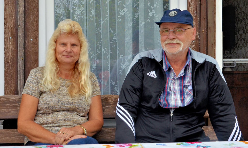Dagmar und Rainer Braun haben seit 1986 ihren Garten. Er dient als Entspannungs− und Rückzugsort, aber auch als Versorgungsquelle für Obst und Gemüse. Jeden Tag verbringen sie rund drei Stunden dort.