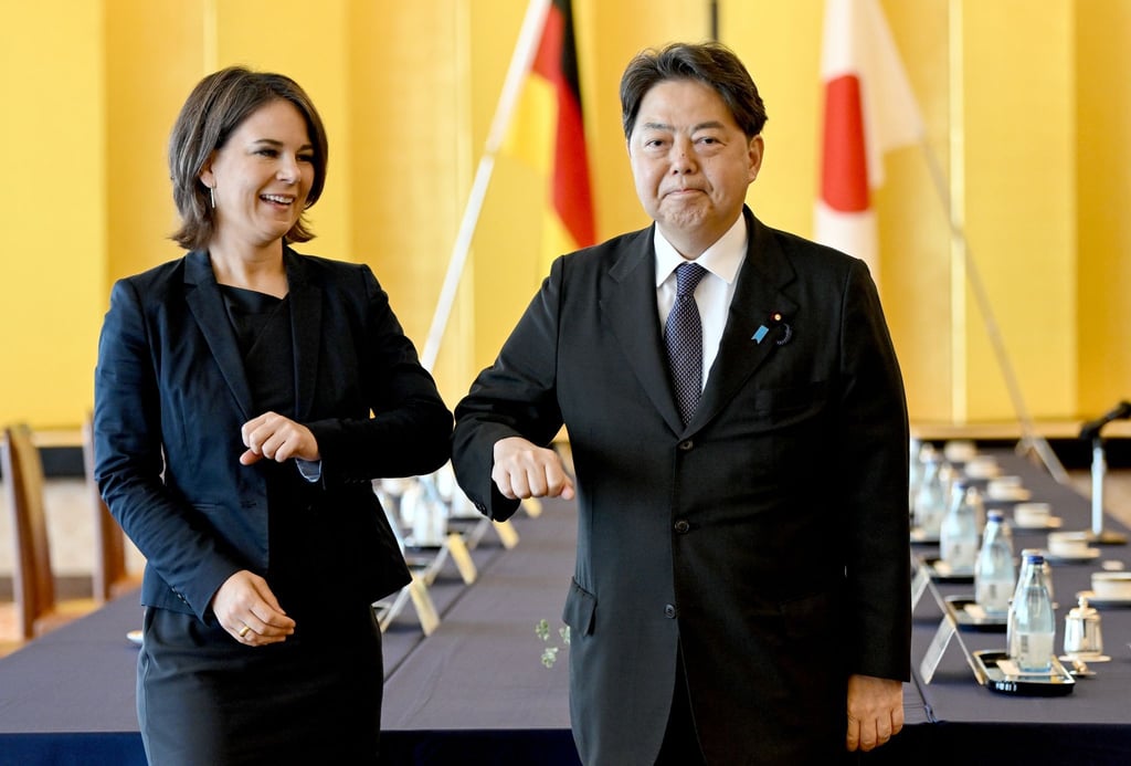 Bundesaßenministerin Annalena Baerbock (Grüne) trifft ihren japanischen Amtskollegen Yoshimasa Hayashi.