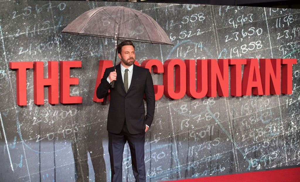 Der US-Schauspieler Ben Affleck 2016 auf dem roten Teppich bei der Premiere des Films „The Accountant“ in London.