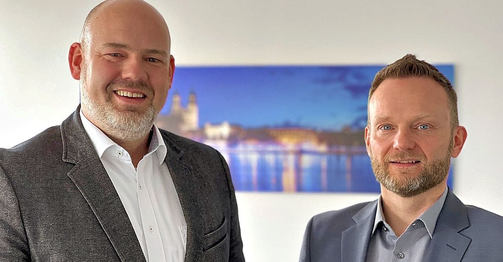 Die Magdeburger Geschäftsführer Mark Poppeck (l.) und Robert Flügge sind mit ihren Softwareprodukten erfolgreich am Markt.