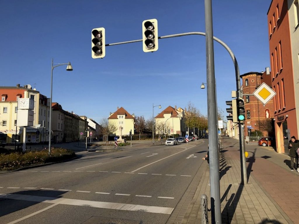 Die Merseburger Straße ist die wichtige Nord-Süd-Verbindung in Weißenfels.