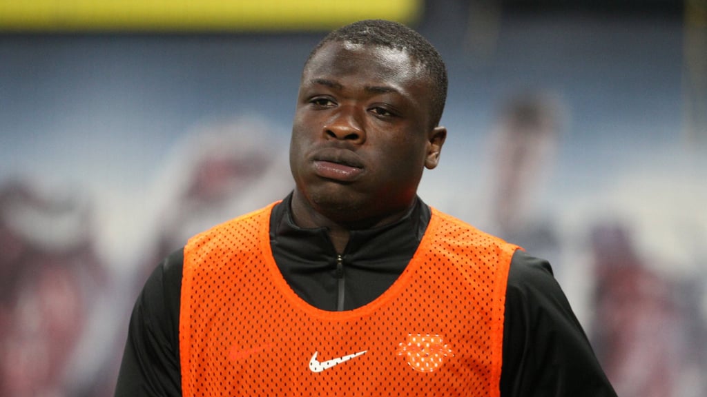 Brian Brobbey froht in Leipzig die Tribüne.