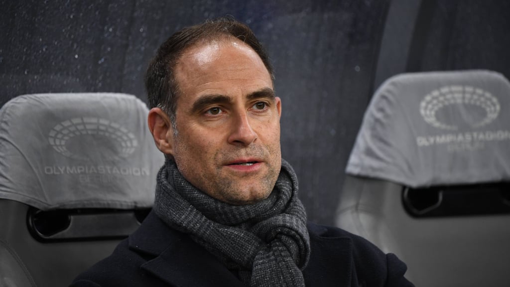 Oliver Mintzlaff verzichtet auf markige Worte Richtung FC Bayern.