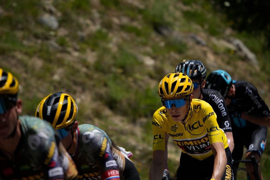 Jonas Vingegaard konnte das Gelbe Trikot auf dem Weg nach Alpe d'Huez erfolgreich verteidigen.